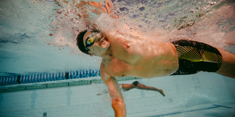 Nuoto: i benefici per il corpo e la mente a ogni età