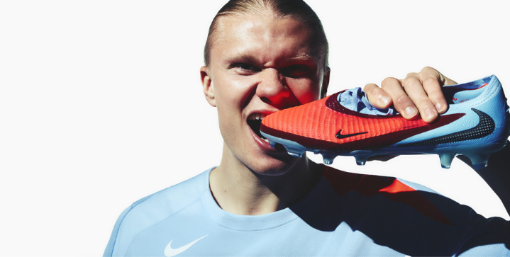 NIKE PHANTOM