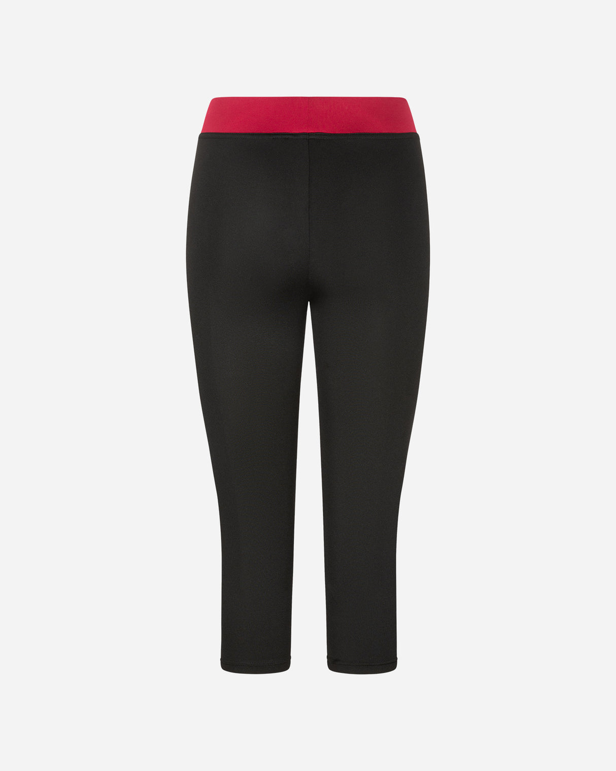 S5723349_000AKUcl001