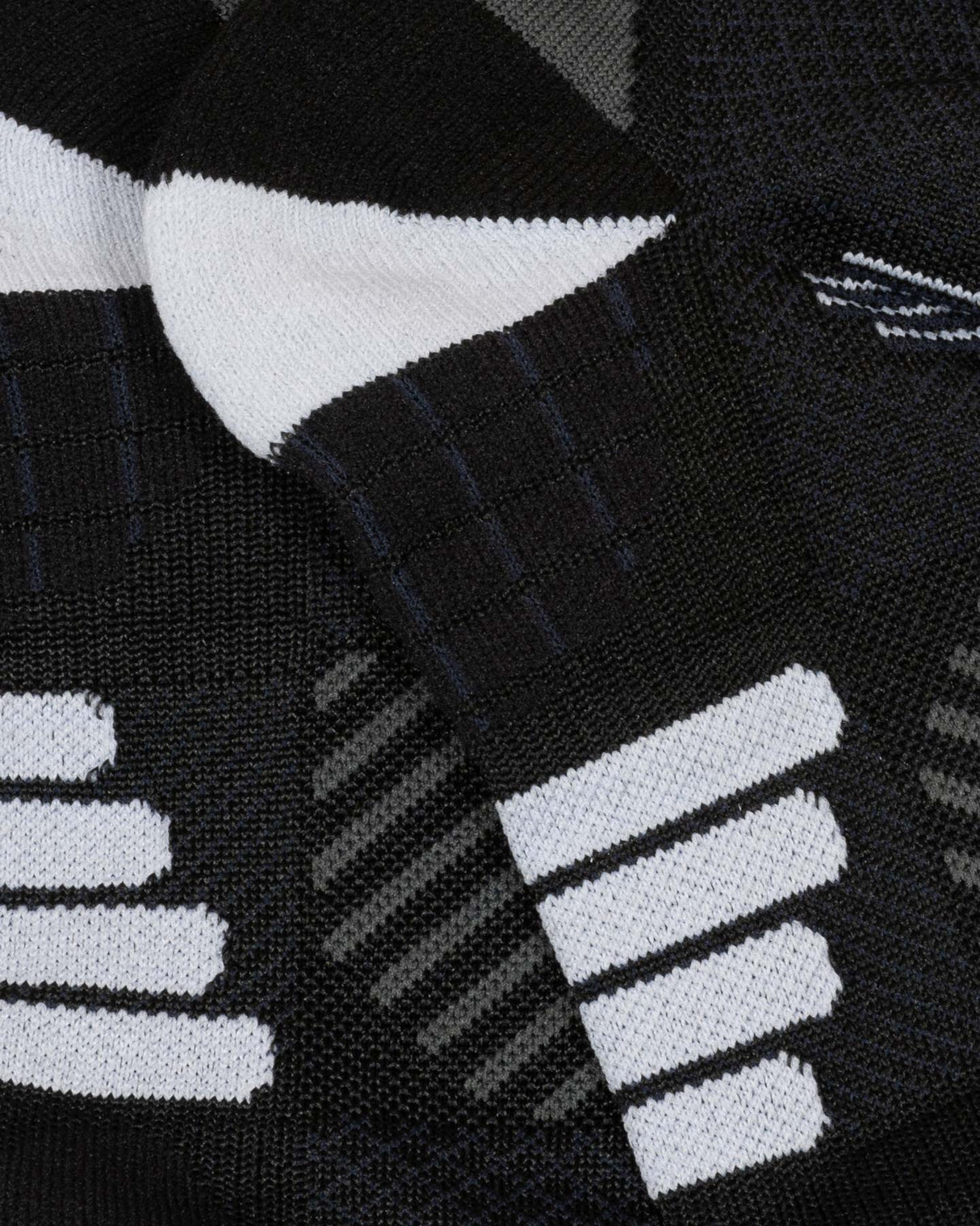 S5723431_0001E6cl002