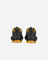 S5833877_001cl004