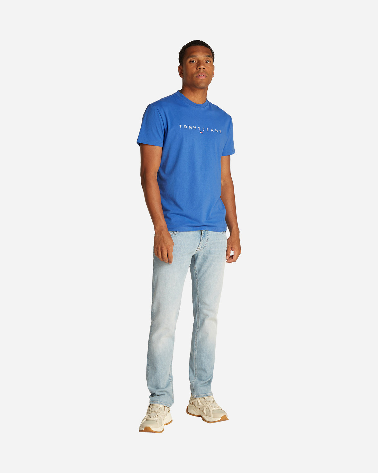 S5834400_UNIcl005