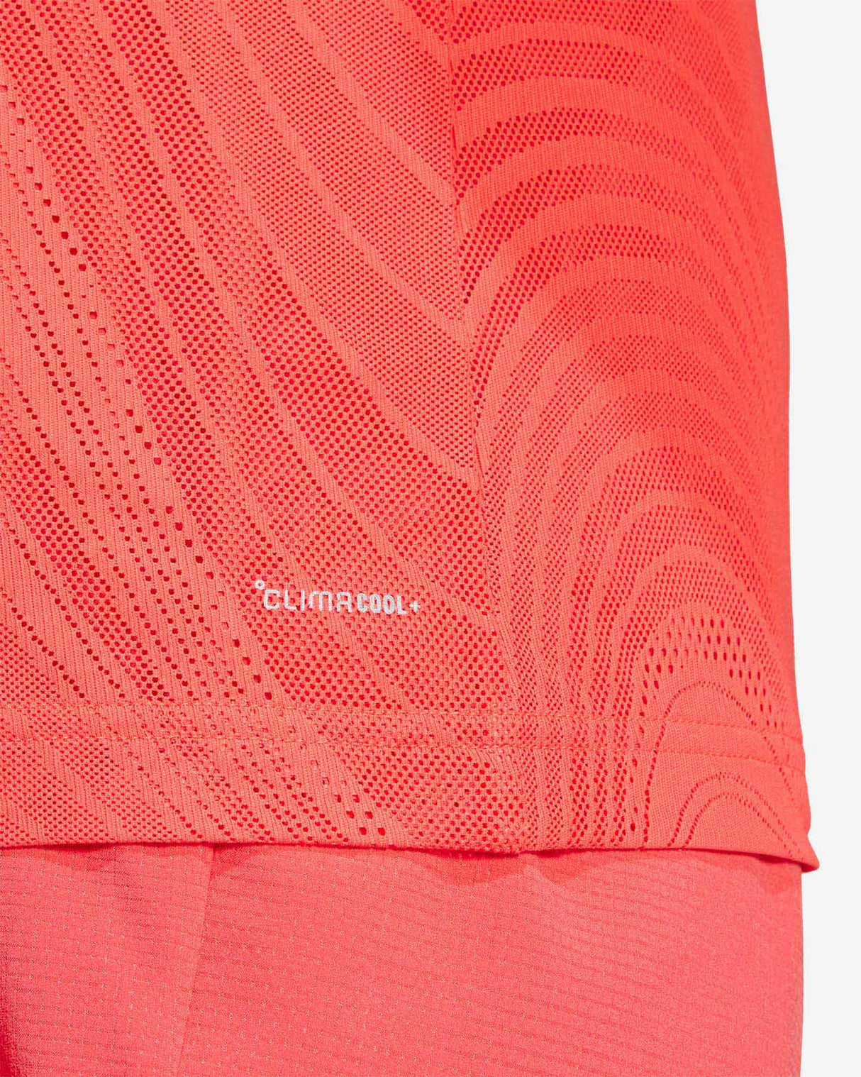 S5841303_UNIcl005