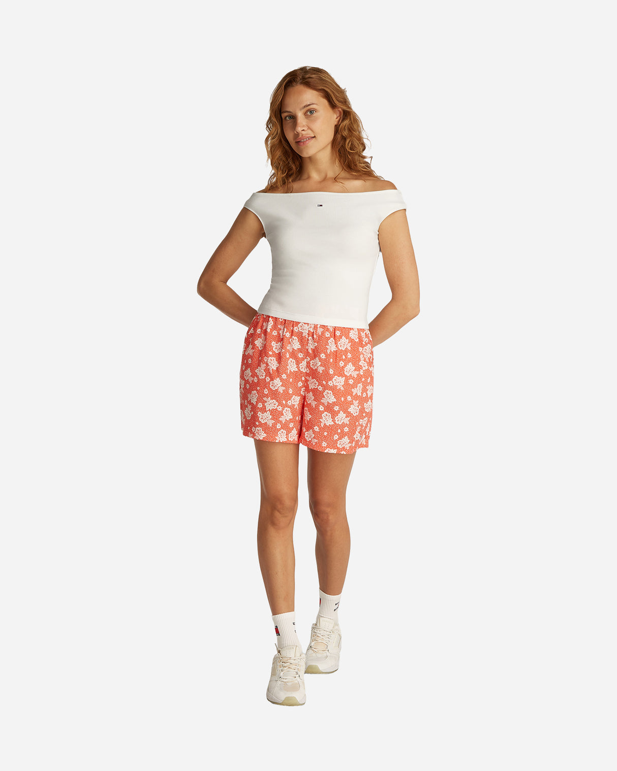 S5843374_UNIcl003
