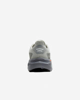 S5851572_UNIcl004