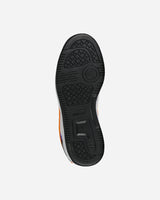 S5889459_32cl002