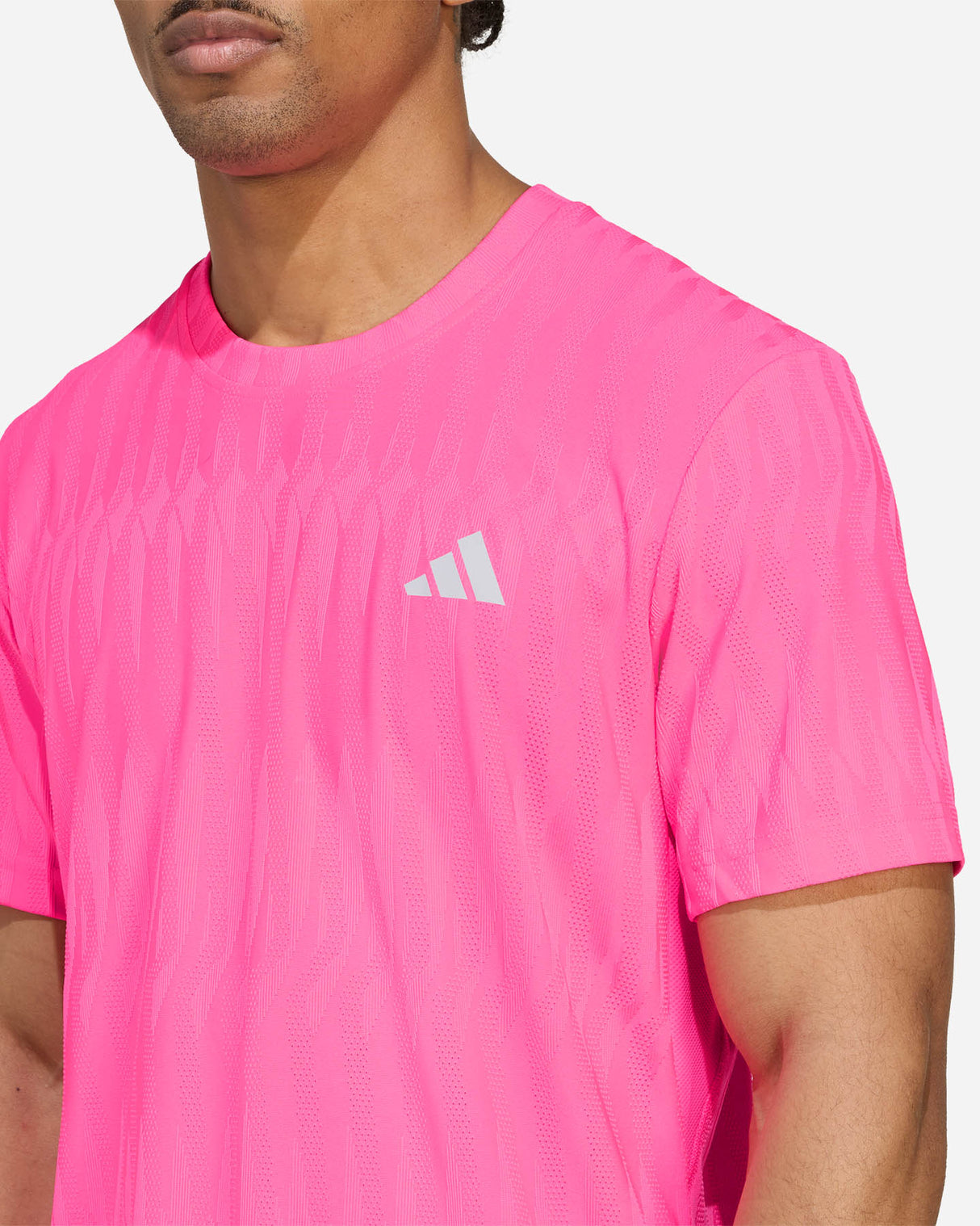S5894090_UNIcl005