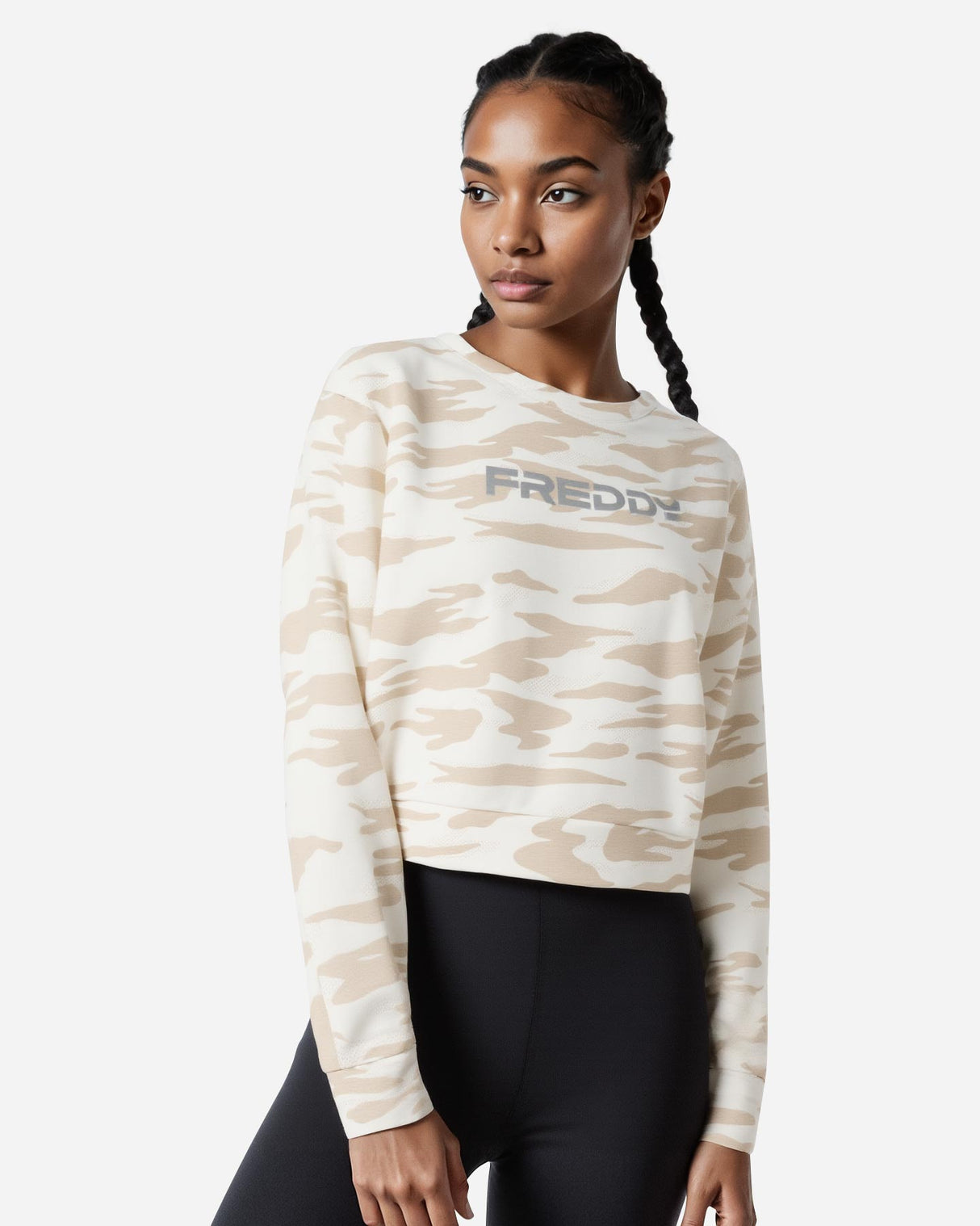 S5902919_CAMO32_cl003