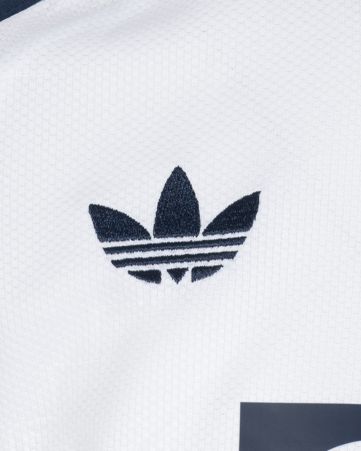 S6023934_UNIcl002
