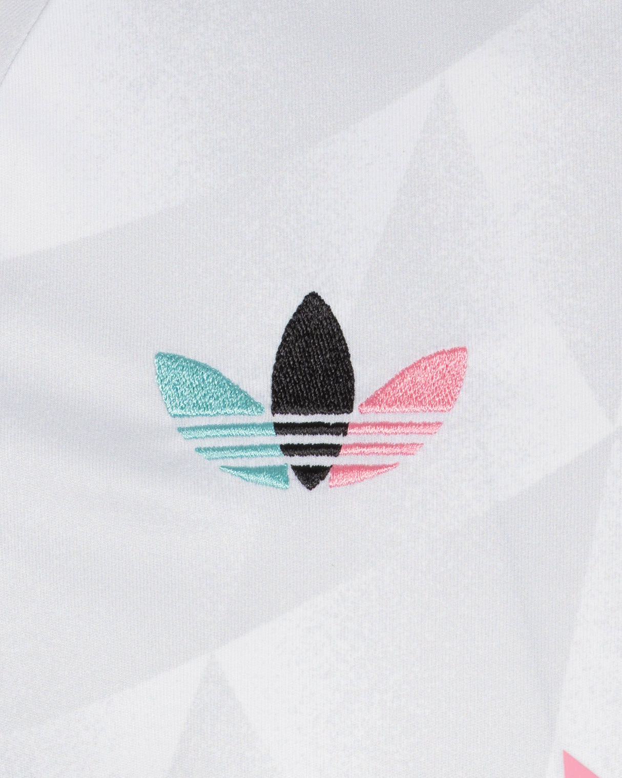 S6056213_UNIcl002