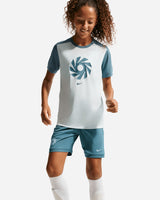 S6101309_084cl004